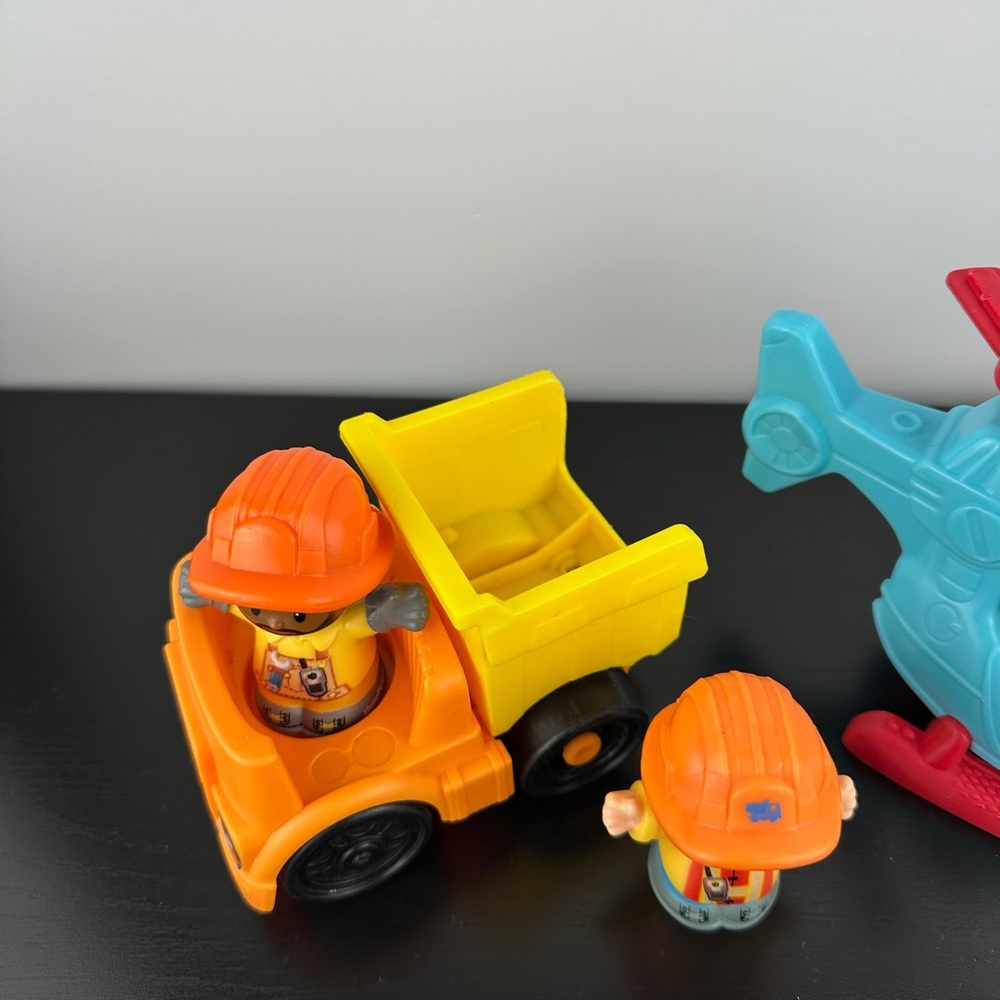 Fisher Price Little People Helicopter, Construction Dump Truck & 4 Boy Figurines - Picture 3 of 4